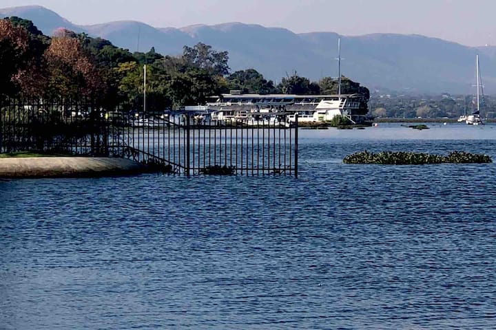 Waterfront Tranquil Apartment,Hartbeespoort dam