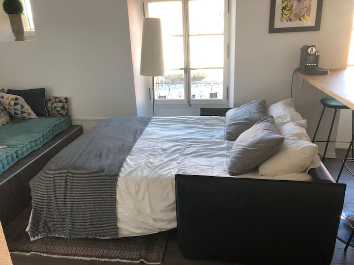 2bdrm Rooftop In The Heart Of Lausanne With Ac - Lausanne