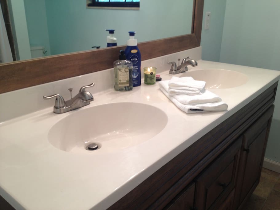 Sparkling Twin Sink Vanity