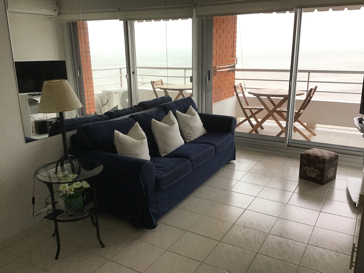 Popular Airbnb listing: Just like in a Cruise in Piriápolis