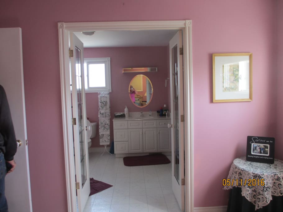 Full ensuite