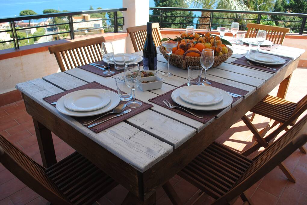 Zona pranzo esterna