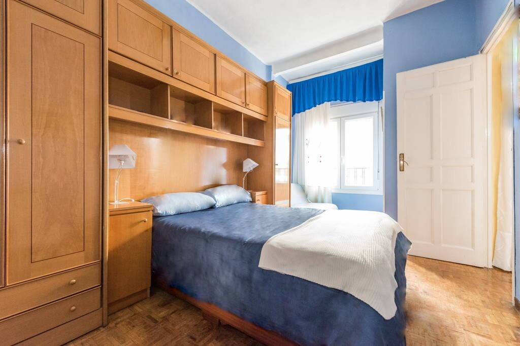 1st bedroom of 3, with a double bed and lots of light. Pillows of different firmness are provided, so you can change to your liking.