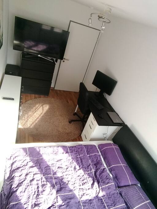 Privates Zimmer Teil 3