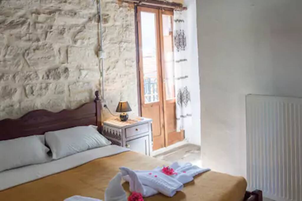 Double Room*Included Breakfast+Dinner*Pool!