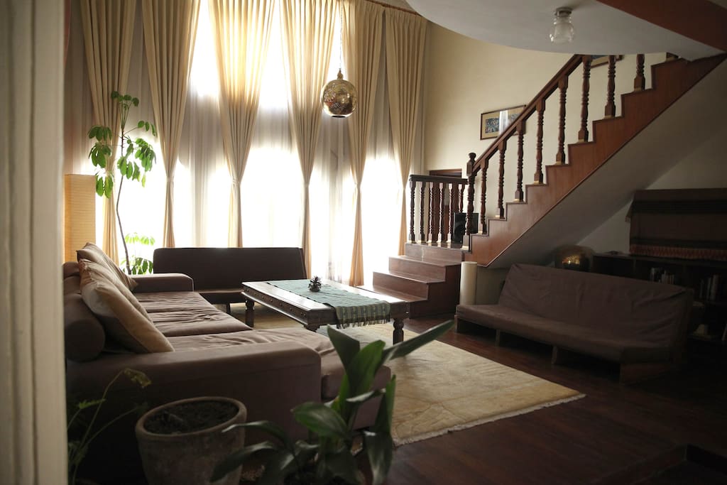 The delightful atmosphere in the living room is the heart of our place.