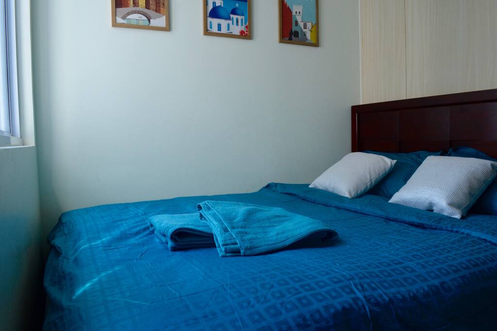 Bed room