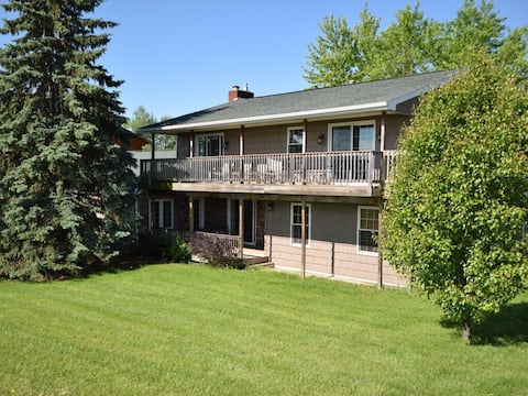 Tarhe Cottage at Indian Lake