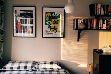 Comfy Studio Apartment Downtown