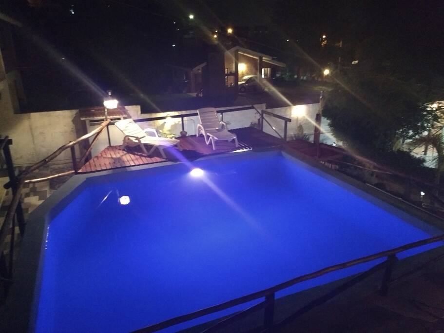 Pileta principal 6 x 6 con solarium