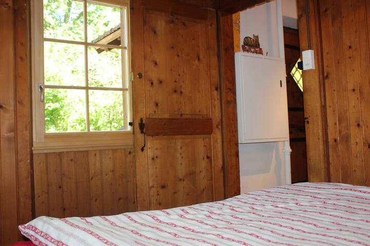 Spacious, Bright and Cosy Chalet, Garden gallery image 4