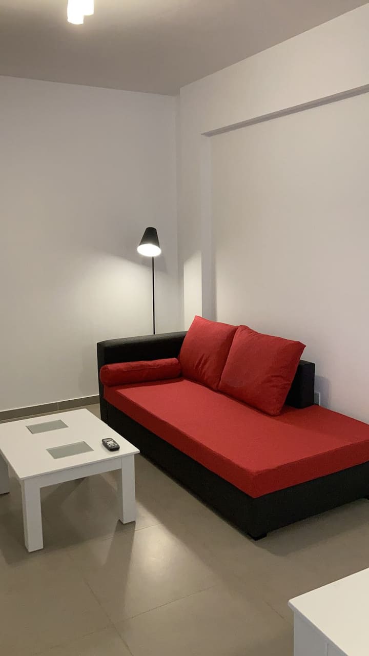 Studio apartment with balcony in Flores