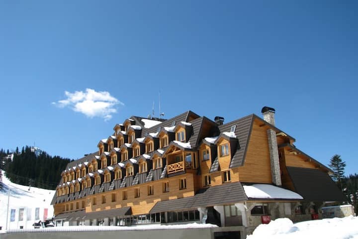 Apartment 306 private Jahorina within the Vučko Hotel