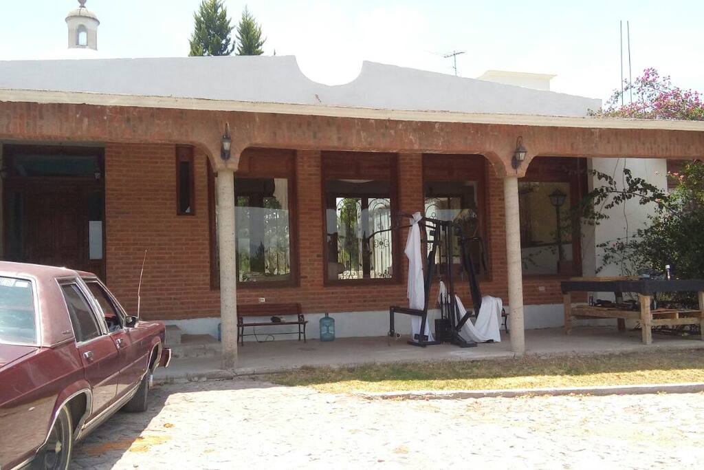fachada frontal! con Gym