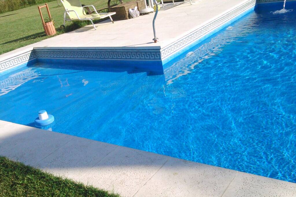 Parte baja de la piscina para ninos