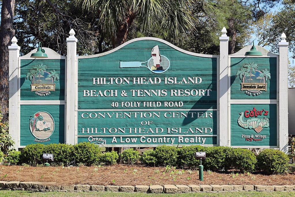 Entrance sign on Folly Field Rd.