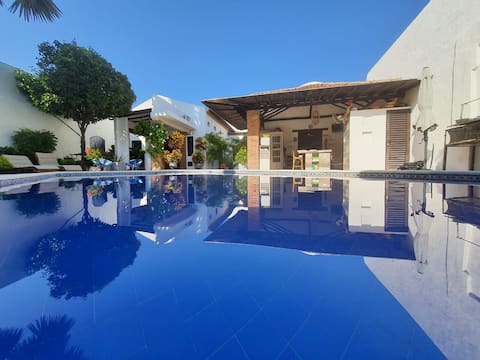 Rest house with WiFi, air conditioning