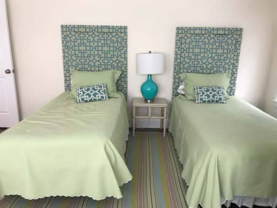 Guest bedroom