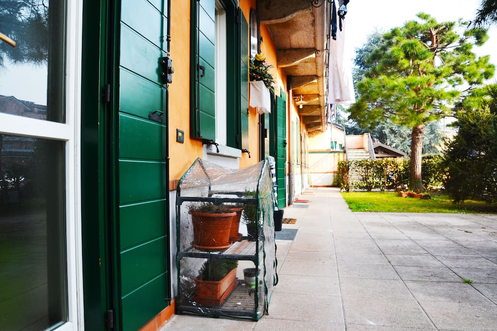 cortile ingresso