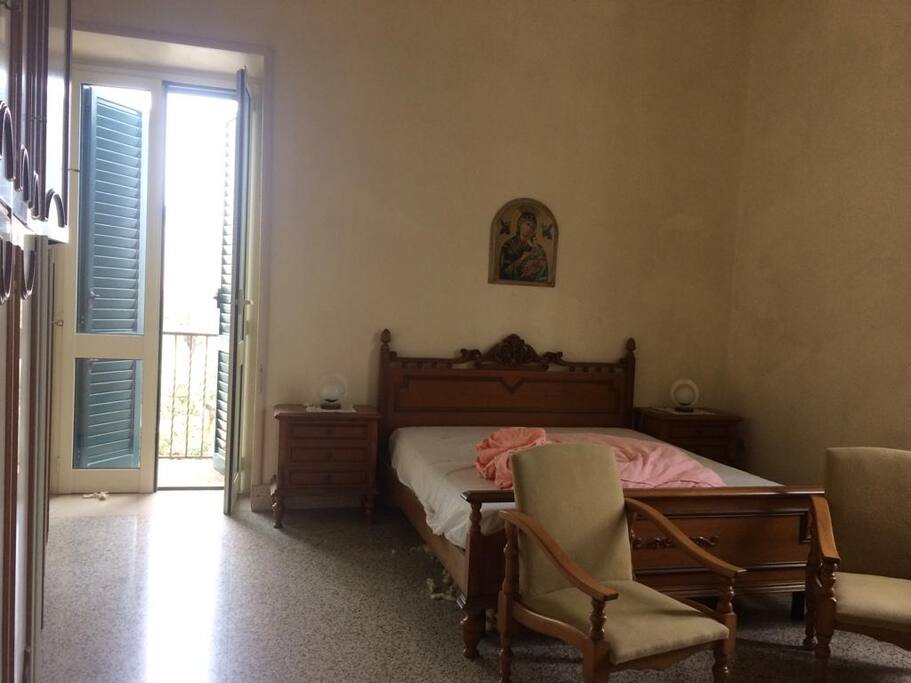 Camera grande