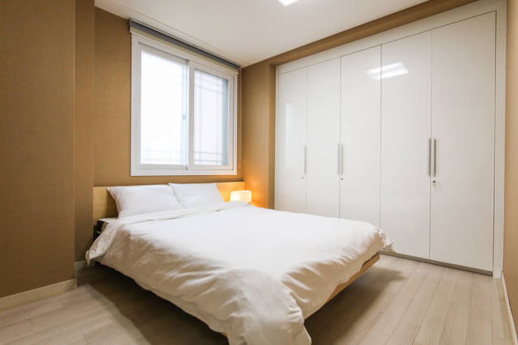 Room 1