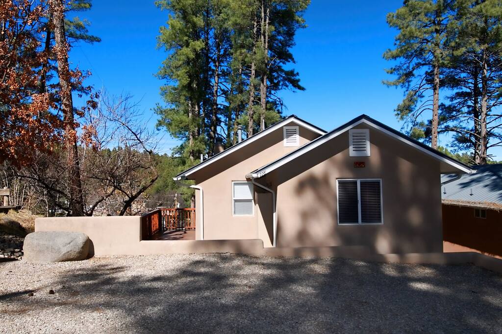 Twin Pines Cabin - Cozy Cabins Real Estate, LLC