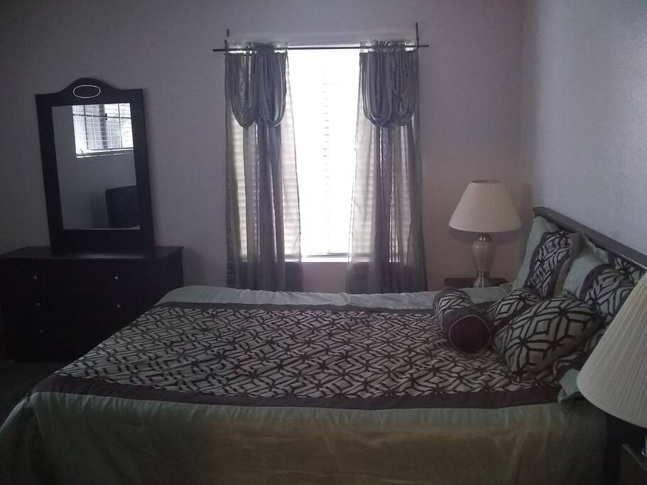 Queen Bed