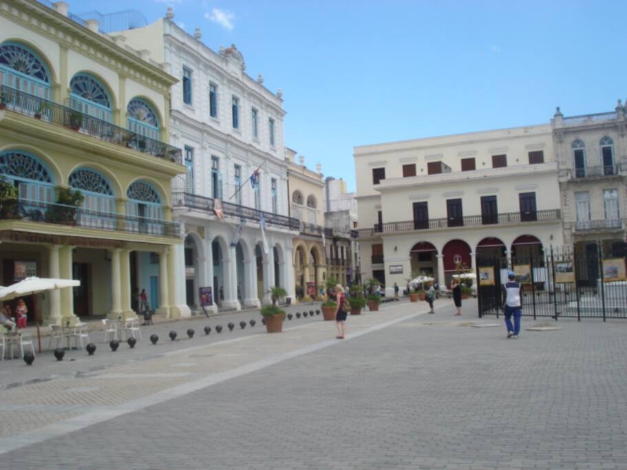 Plaza vieja, cercana al apartamento