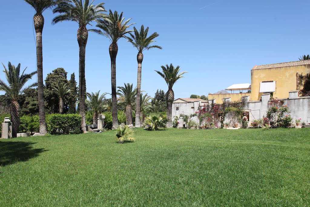 Vista panoramica giardino