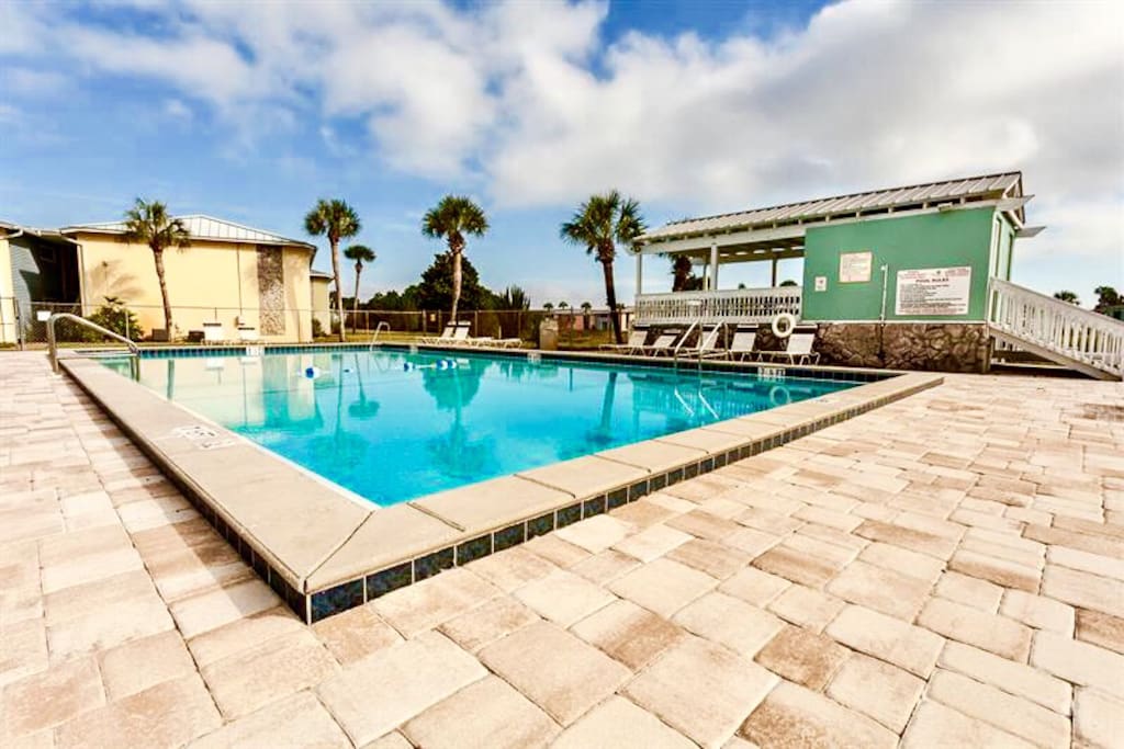 8ft deep pool with gazebo and tables