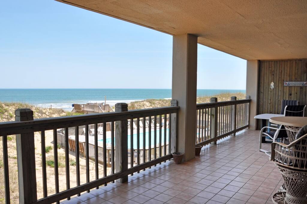 H202N: Mermaids Cove | Terrace