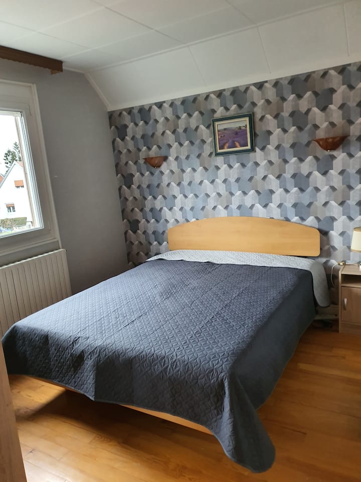 เตียงไฟฟ้าและฟูกนอนใหม่