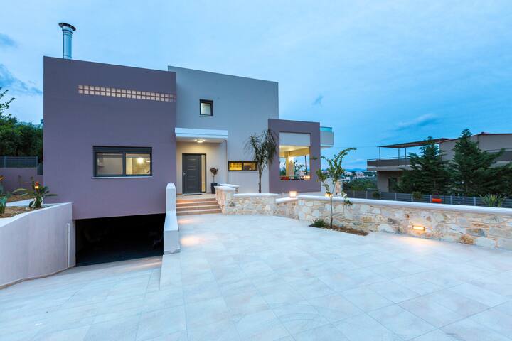 Peris Luxury Villa In Chania, Private Pool gallery image 5
