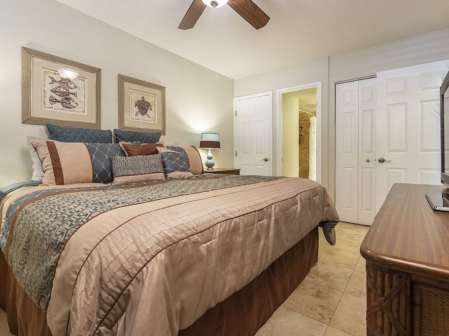 Master Bedroom With Luxury King Sized Bed