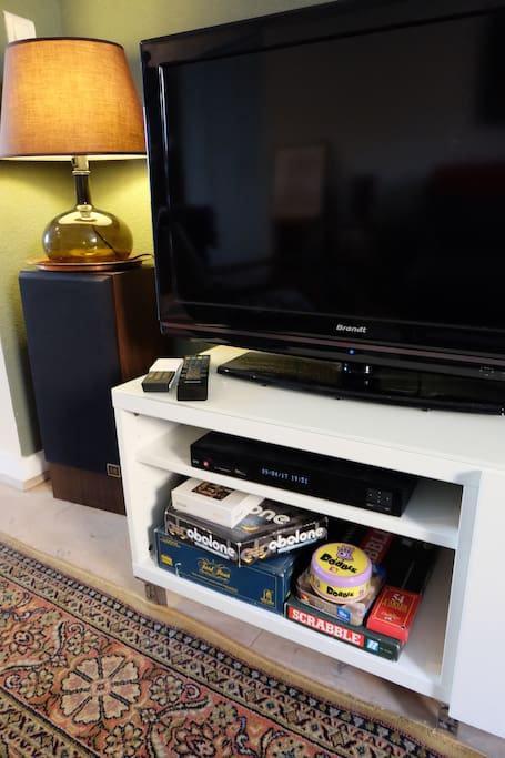Télévision + de 120 chaînes