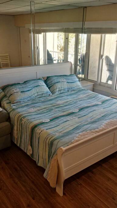 Super comfy King-Size Bed