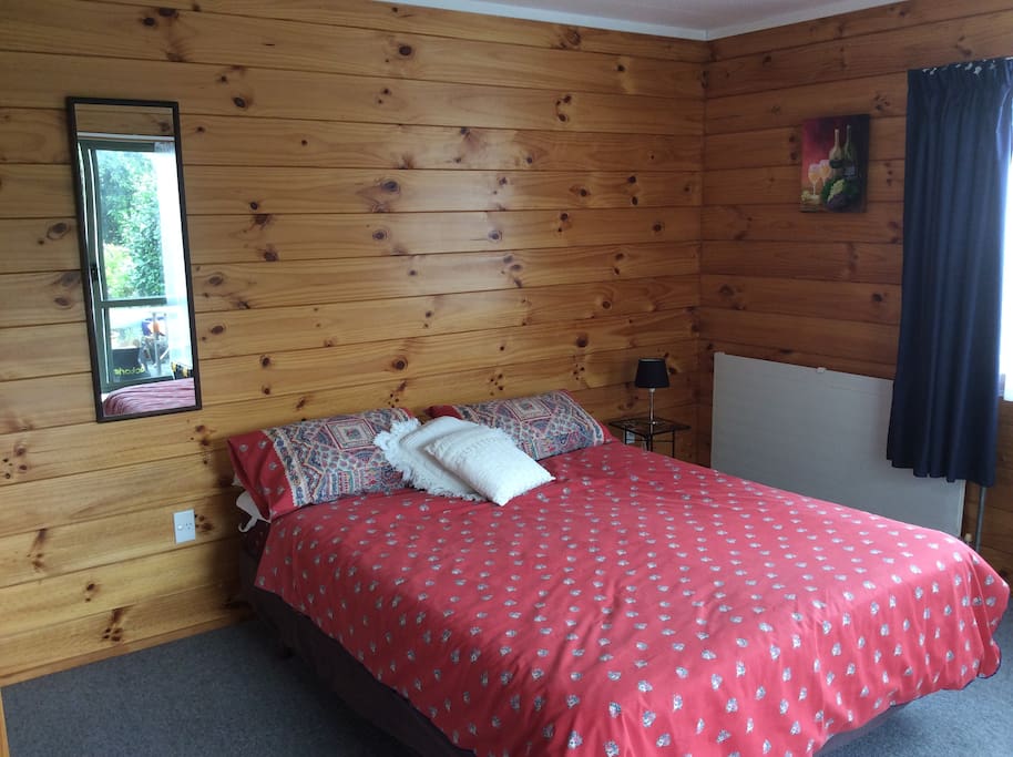 Queen bed