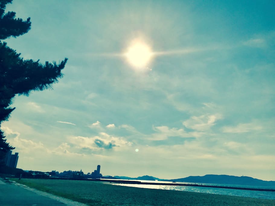 Near Momochi 15 mins walk