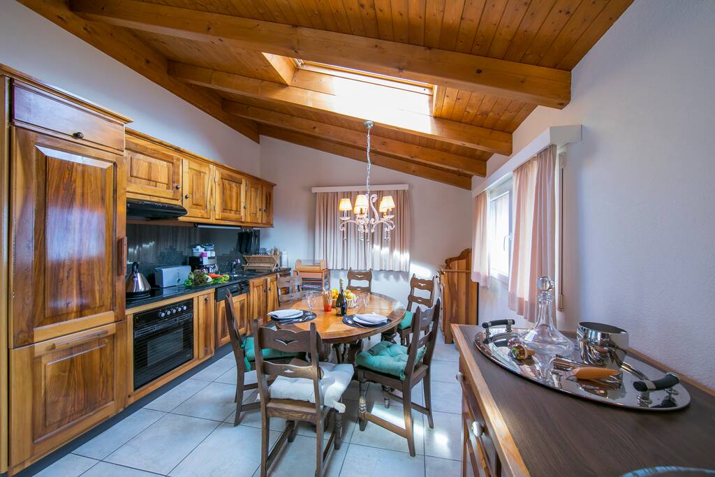 Kitchen with dining table