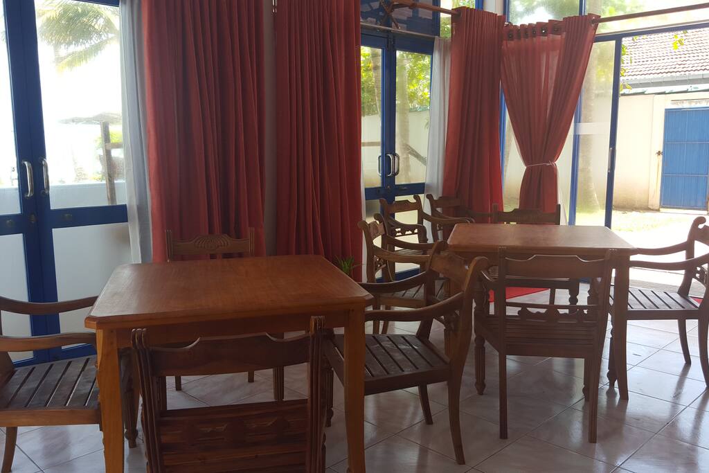 IN DOOR DINING