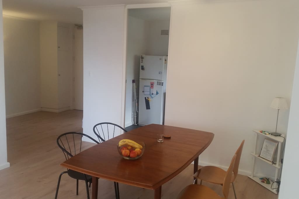 Dining area with 4 chairs