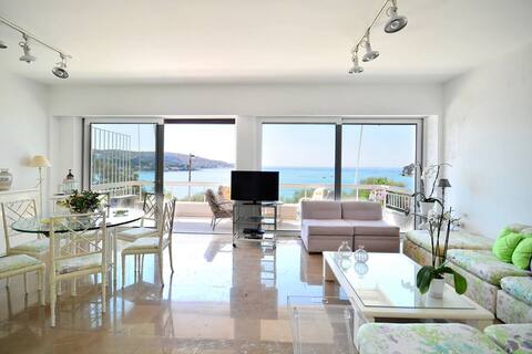 Luxurious Beachfront Suite, Vouliagmeni, Kavouri