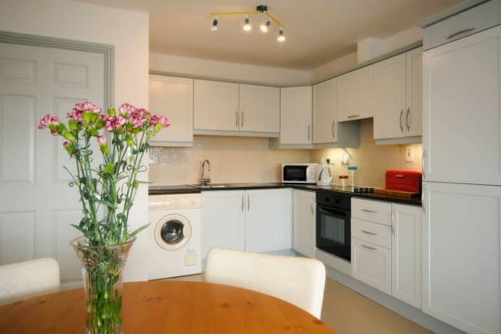 Fully equipped kitchen