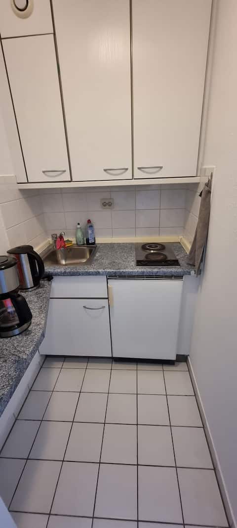 Top Airbnb: Cozy Apartment near Stadium in Junkersdorf