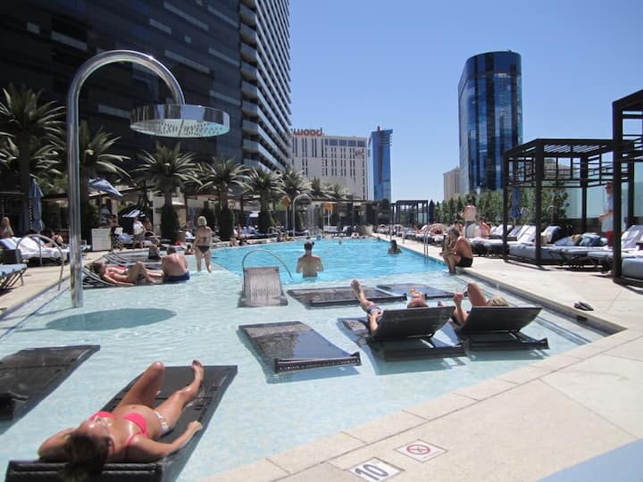 2BR Center Strip Condo Connected to Cosmopolitan