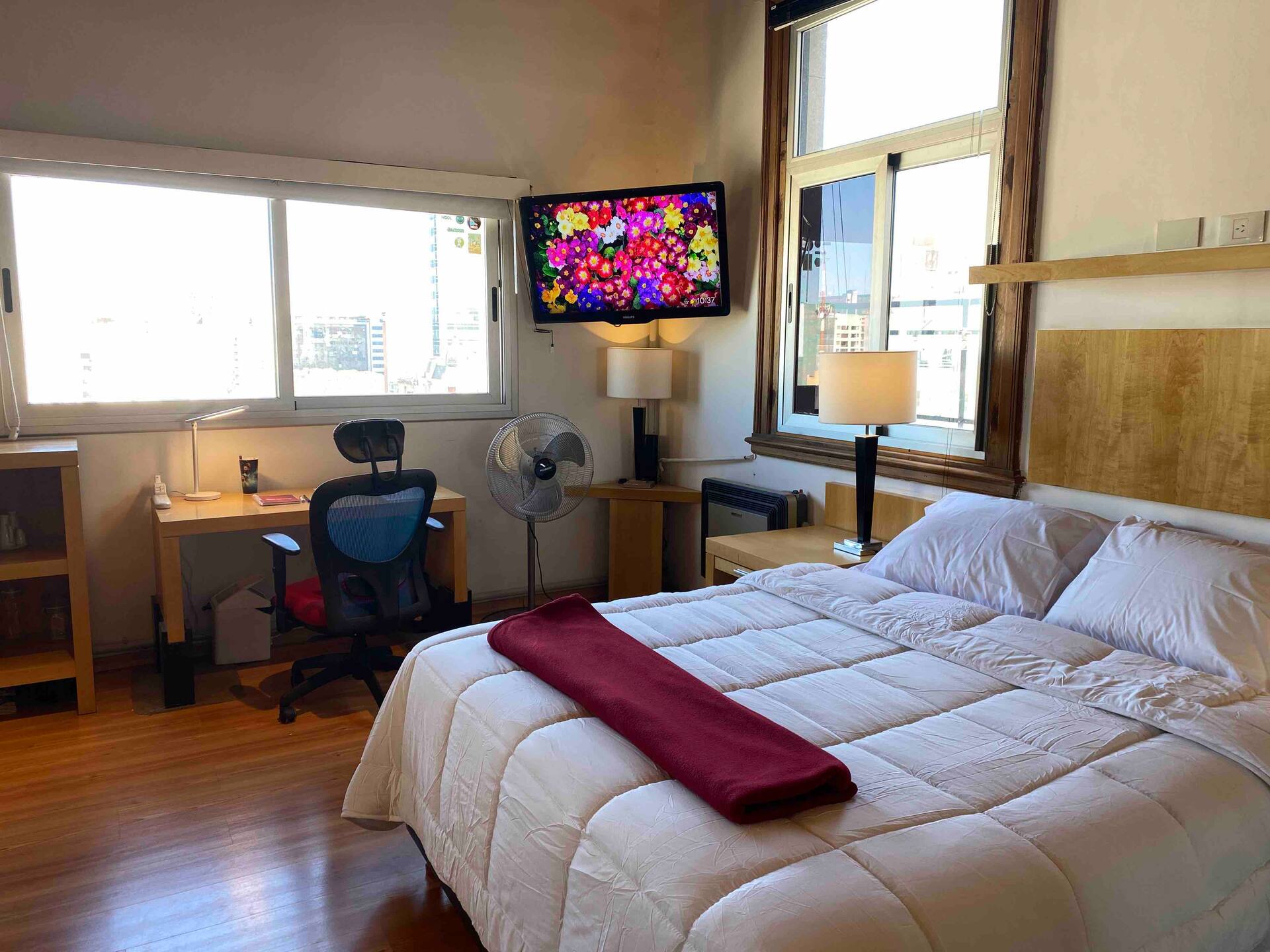 Renovated loft apartment in Monserrat