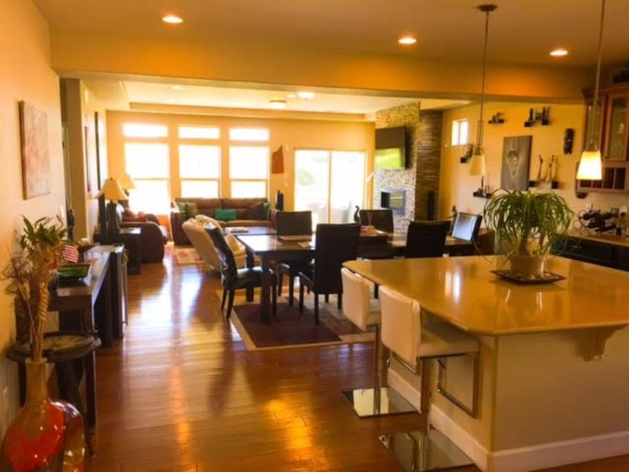 Kitchen / Living Room view
