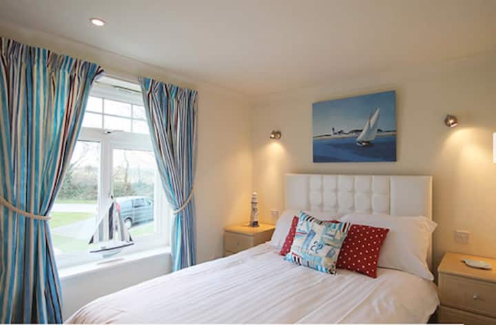 Спалня 2 двойни спални