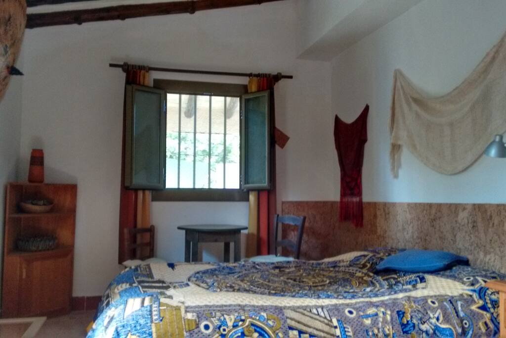 Habitación Inca: con mesita para tomar té, escribir o cenar íntimamente