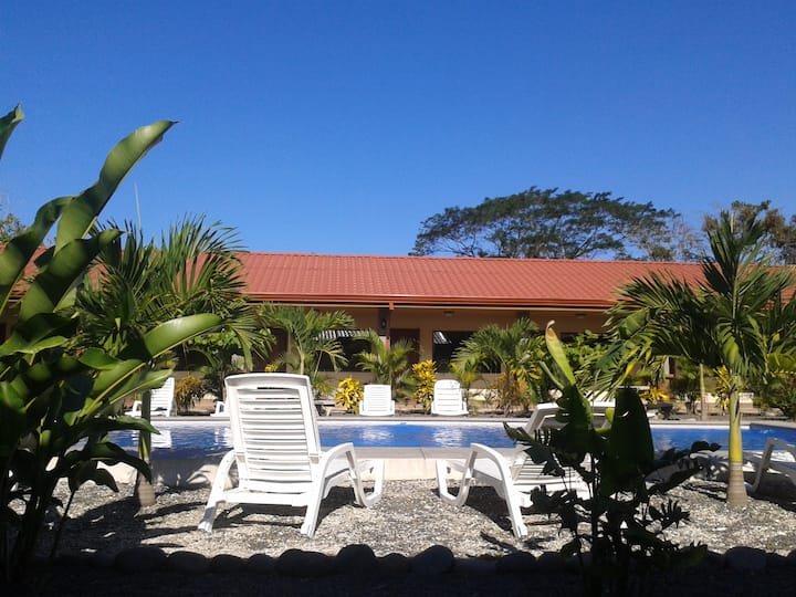 Nice room with A/C near of the beach with 2 beds — 1 bedroom vacation rental in Quebrada Ganado